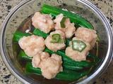 海鲜菇秋葵蒸虾滑