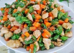 豆角胡萝卜炒肉丁