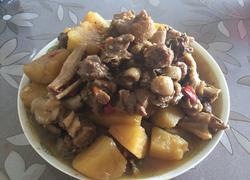 家常简易版-土豆焖鸭
