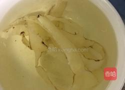 花胶玉竹排骨汤的做法图解1