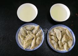 芹菜木耳鸡蛋水饺