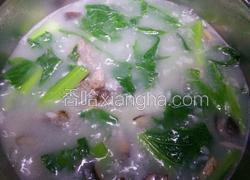春菜香菇排骨粥