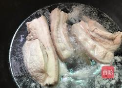 酸菜扣肉的做法图解1