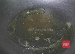 蒜炒亲亲肠的做法图解3