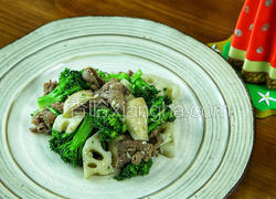 牛肉炒杂菜