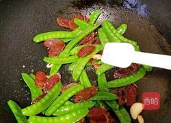 荷兰豆炒腊肠的做法图解14