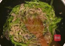 青椒炒肉的做法图解5