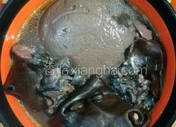 黑木耳炖鸡汤