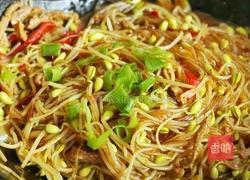 黄豆芽炒粉条的做法图解5