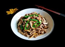  花菇片炒猪内脊