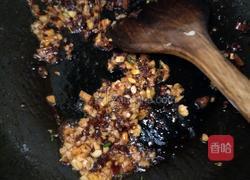 豆瓣酱烧平鱼的做法图解6
