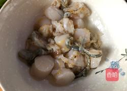 蒜蓉粉丝蒸扇贝的做法图解1