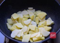 孜然洋葱土豆片的做法图解3