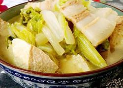 白菜猪肉炖大豆腐