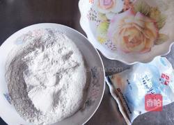 韭菜馅薄饼的做法图解1