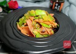 火腿肠炒西葫的做法图解7