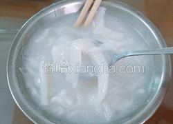水狗乸（方言）