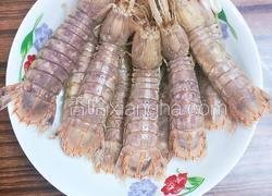 群龙戏珠（清蒸皮皮虾）