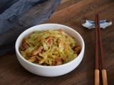 包菜炒肉