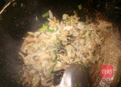 香香腊腌菜炒脆藕 的做法图解10