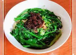 豌豆尖香菇酱拌面（香哈香菇酱）
