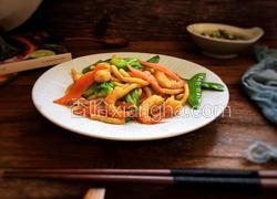 杂蔬海鲜炒乌冬面