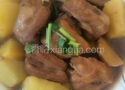 红烧排骨炖土豆
