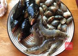 简易版咖喱小海鲜的做法图解1