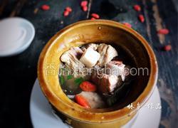 美白养颜汤（茯苓炖排骨）