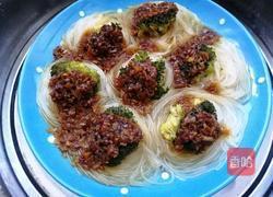 金蒜粉丝蒸西兰花的做法图解13