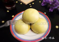 玉米面馒头