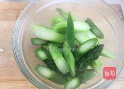 快手时蔬芦笋炒虾仁的做法图解4