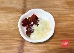 酸辣苹果丝的做法图解2