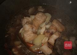 红烧肉炖土豆的做法图解7