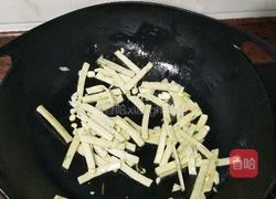 小葱炒鱼饼的做法图解7