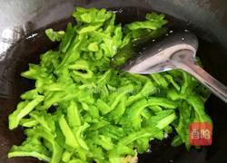 清炒苦瓜鸡蛋的做法图解5