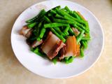 烧肉炒豆角
