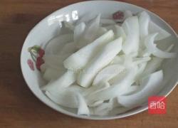 洋葱炒鸡蛋的做法图解1