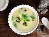 皮蛋鸡肉小米粥