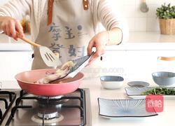 日本超流行！美味低卡亲子丼的做法图解4