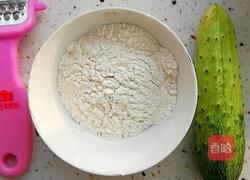 黄瓜丝鸡蛋饼的做法图解1