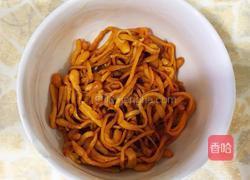 虫草菇炒土豆片的做法图解1