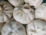 猪肉木耳香菇虾仁包的做法[图]