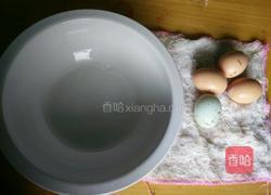 小葱炖鸡蛋的做法图解1