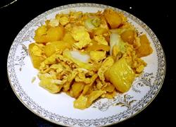 菠萝炒鸡蛋白菜