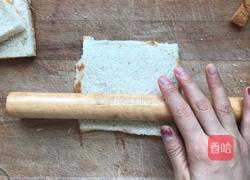 早餐吃什么—火腿吐司卷的做法图解1