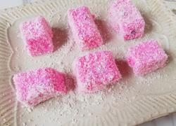  奶香蔓越莓火龙果牛奶小方
