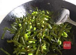 毛豆米炒海带的做法图解8
