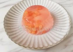  粉粉的水蜜桃果