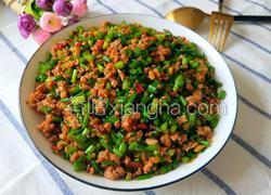 韭菜苔炒肉沫